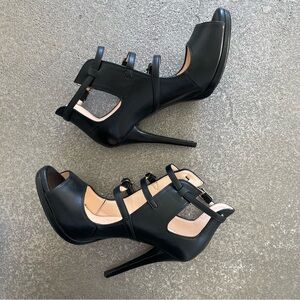 Elegant Black Strappy Heels